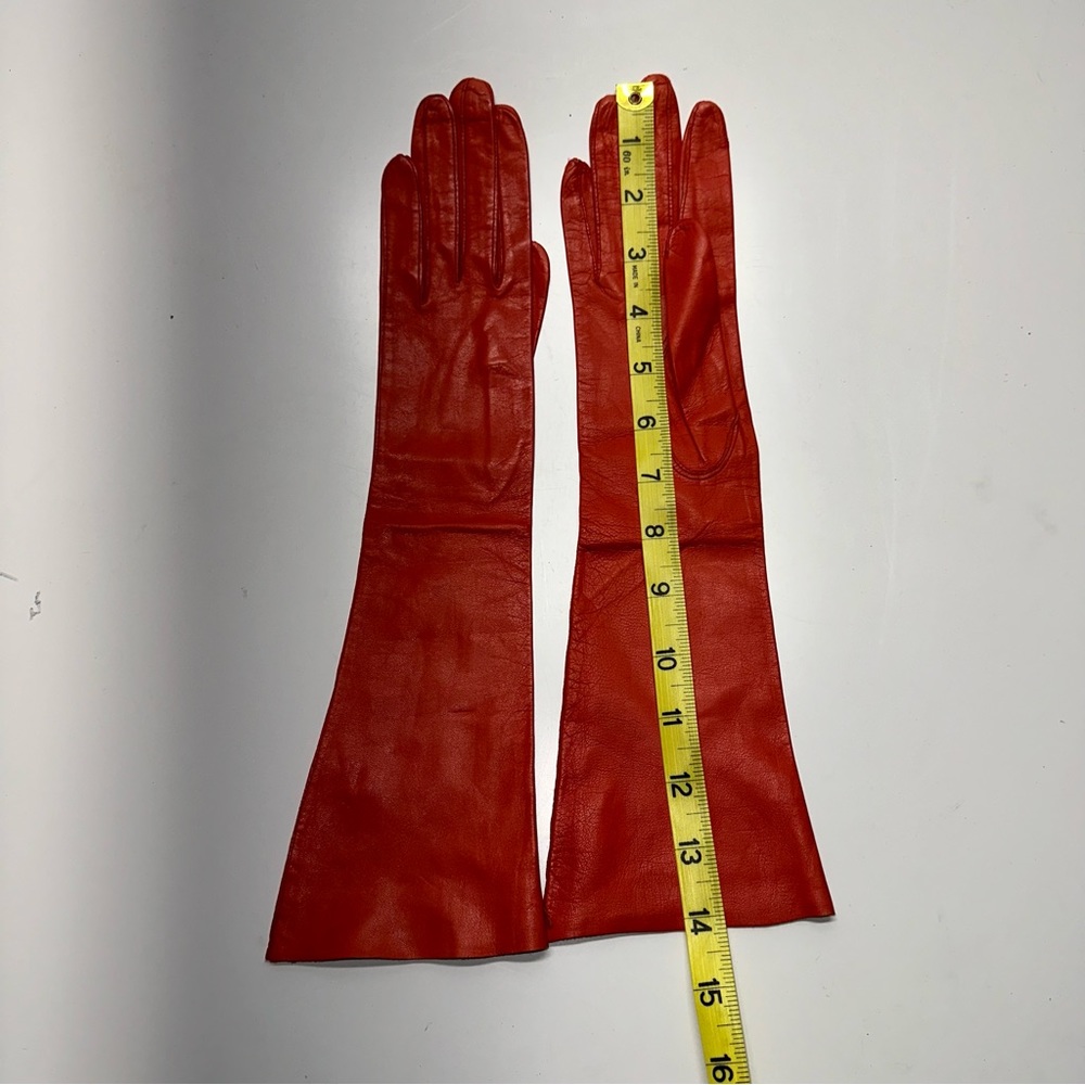 Women’s Leather Gloves - Lot of 6 Pairs